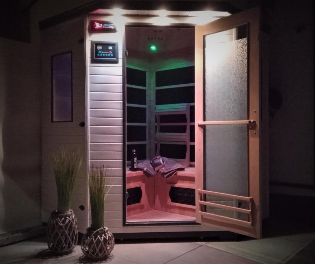 Seeblick-Ferienwohnung Im "Ferienhaus Agger-Blick" Mit Traumhafter Sonnen-Terrasse, Sauna, E-Kamin & Kajak Gummersbach Buitenkant foto