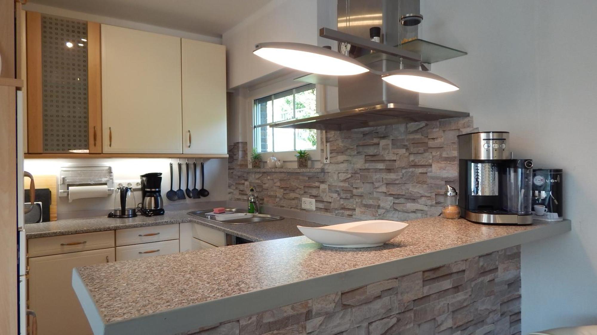 Seeblick-Ferienwohnung Im "Ferienhaus Agger-Blick" Mit Traumhafter Sonnen-Terrasse, Sauna, E-Kamin & Kajak Gummersbach Buitenkant foto